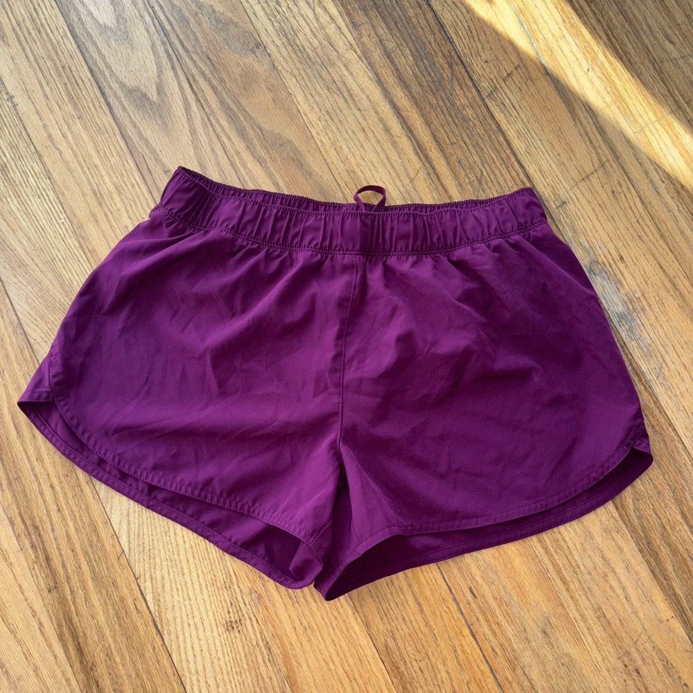 Athletic shorts